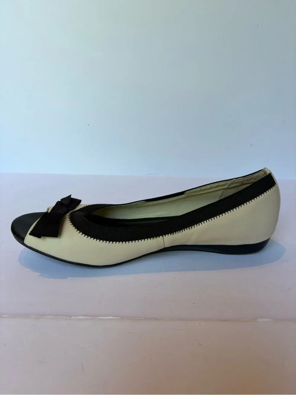 Anne Klein Sport Women's Two-Tone Black and Cream Peep-Toe Ballet Flats 9 1/2M
